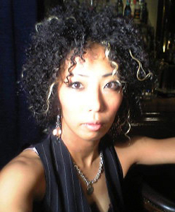 YOSHIE