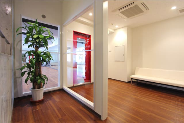 4F Lobby