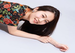 冴