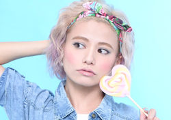 MIKA