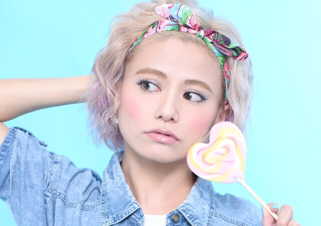 MIKA