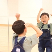 ダンスの基本アイソレーションの練習方法｜NOAダンスアカデミーKIDS