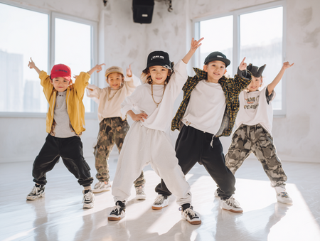 u2933761673_In_a_bright_stylish_studio_Japanese_children_are__42b524d8-b220-4702-9183-c22975ff651e_3.png
