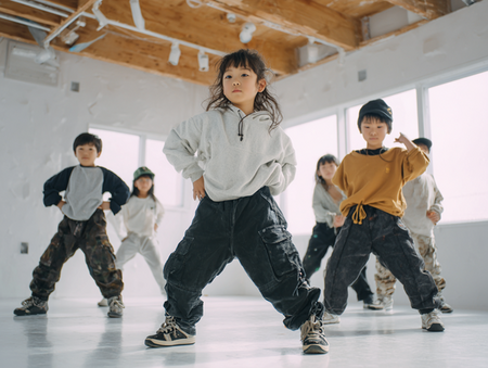 u2933761673_In_a_bright_stylish_studio_Japanese_children_are__a211524c-bfed-48eb-9685-aed4c22b3ed1_2.png