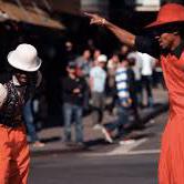 【チームでキメる】揃えればさらに格好良く踊れるロックダンス衣装