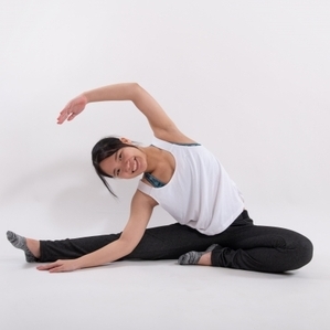 身体が固くてもできるようになる！？開脚ストレッチ方法｜NOAダンスアカデミー