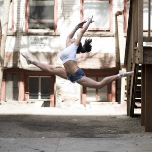 ダンス教室が教える！ココリコ田中も踊るコンテンポラリーダンスとは