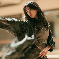 JAZZ HIPHOPのポージングとは？一瞬の形を印象的に見せる方法 ｜NOA DANCE ACADEMY
